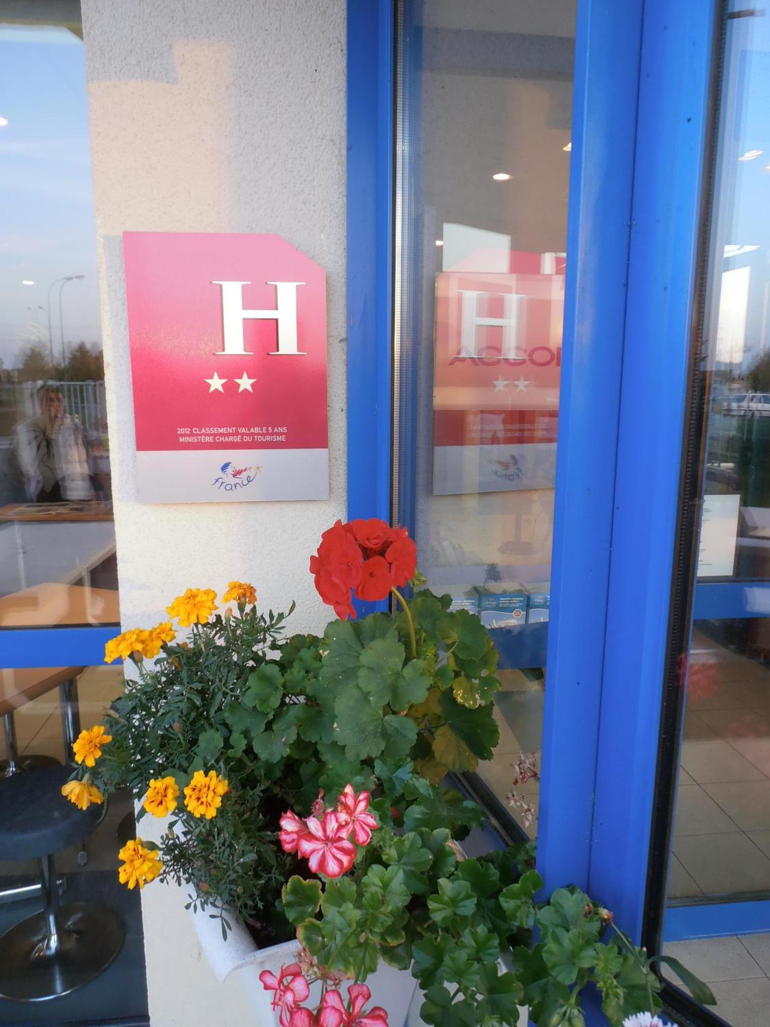Ibis Budget Meung Sur Loire Εξωτερικό φωτογραφία